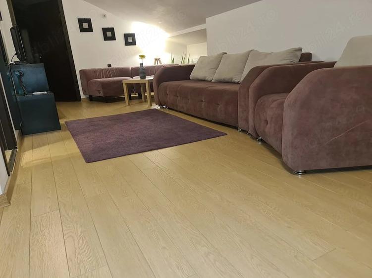 Casă cu 9 camere cu Teren 362 Mp în Central