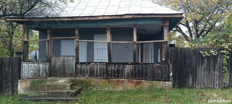 Casă cu 3 camere cu Teren 2493 Mp în Pădina