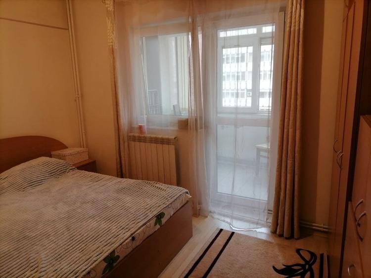 Apartament cu 3 camere decomandat, mobilat în Gară