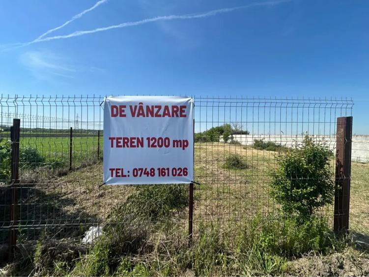 Teren de 1200 mp, în Nanov