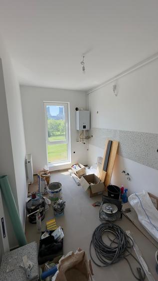Apartament cu 3 camere decomandat în Berceni