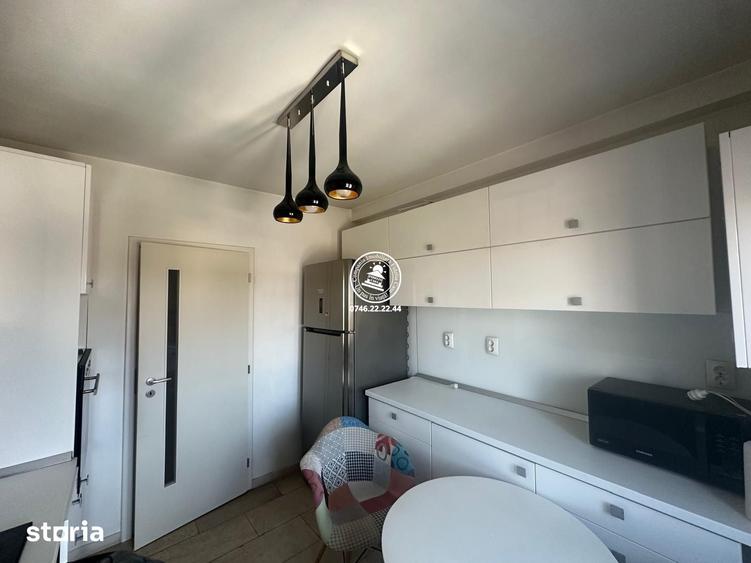 Apartament cu 4 camere decomandat în Copou