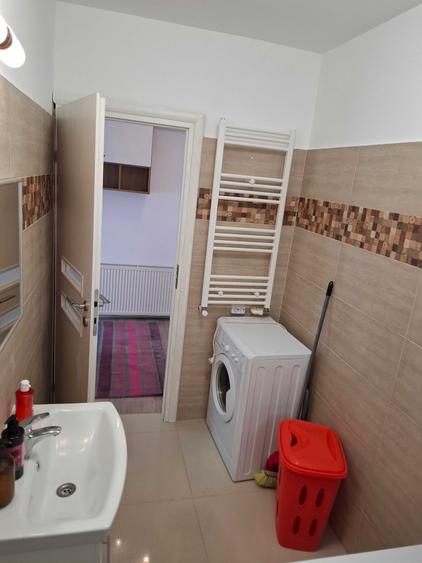 Apartament cu 3 camere decomandat în Șelimbăr