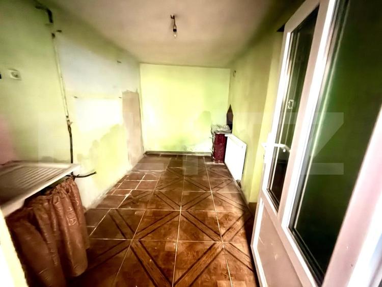 Casă individuală cu 4 camere cu Canalizare în Cugir