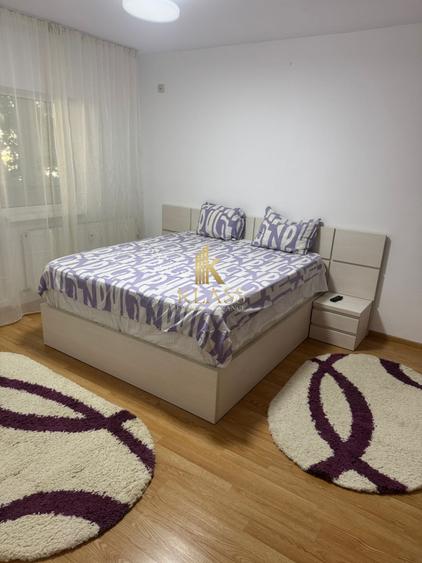 Apartament cu 3 camere decomandat, mobilat în Panduri