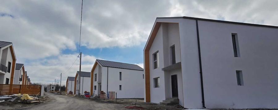 Casă cu 4 camere în Gura Câlnăului