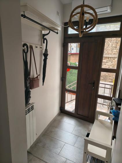 Apartament cu 2 camere decomandat, mobilat în Peninsula