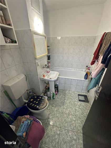 Apartament cu 2 camere decomandat în Lipovei