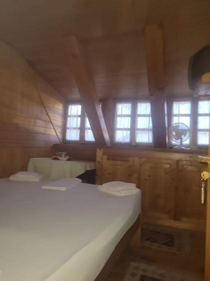 Hotel/Pensiune, de 400 mp, în Sat Vacanță
