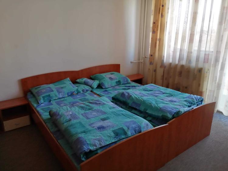 vand apartament centru Beius - 2