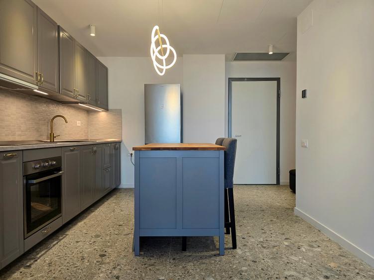Apartament cu 2 camere semidecomandat în Floreasca