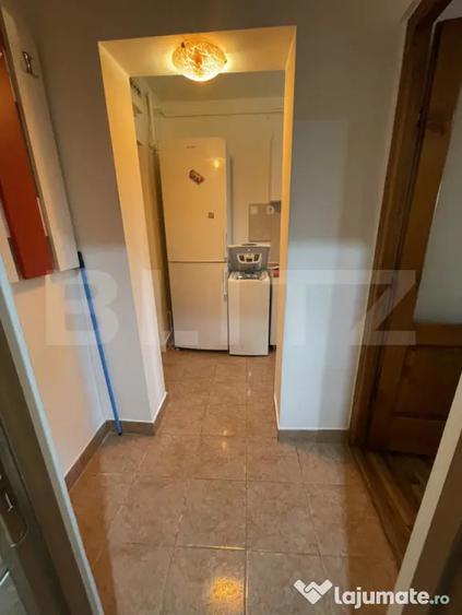 Garsonieră decomandată, mobilată în Porolissum