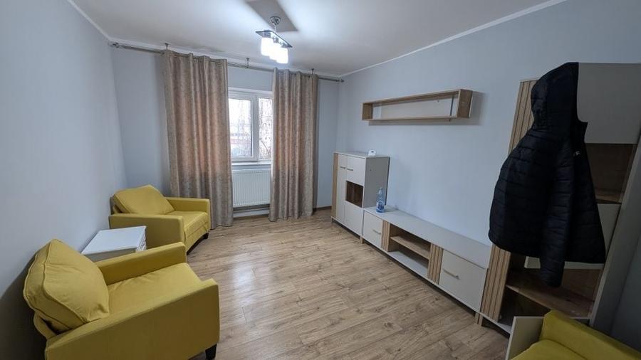 Apartament cu 2 camere decomandat în Manolești