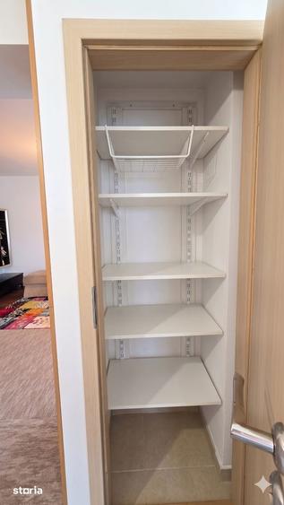 Apartament cu 5 camere semidecomandat, mobilat în Gheorgheni