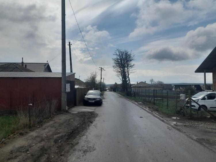 Casă individuală cu 2 camere cu Teren 1058 Mp în Bălțați