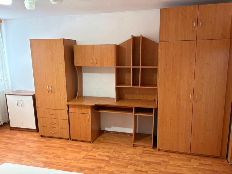Garsonieră semidecomandată în Crihala