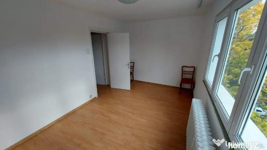 Apartament cu 2 camere semidecomandat în Tătărași
