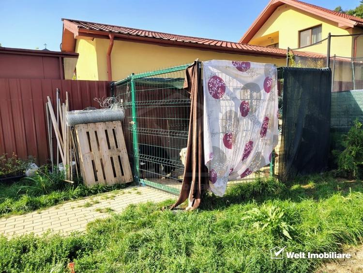 Duplex cu 3 camere cu Canalizare în Tăuți