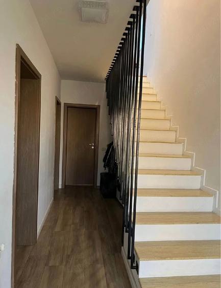 Casa in centru Miroslava - 7