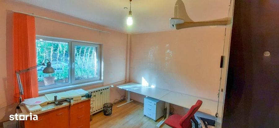 Apartament cu 3 camere decomandat în 13 Septembrie