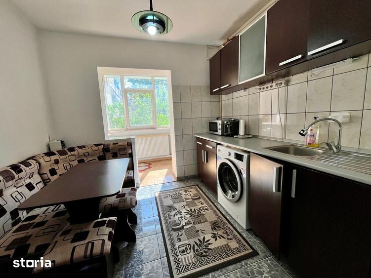 Apartament de inchiriat, 2 camere, decomandat, 50 mp, Nicolina - 11