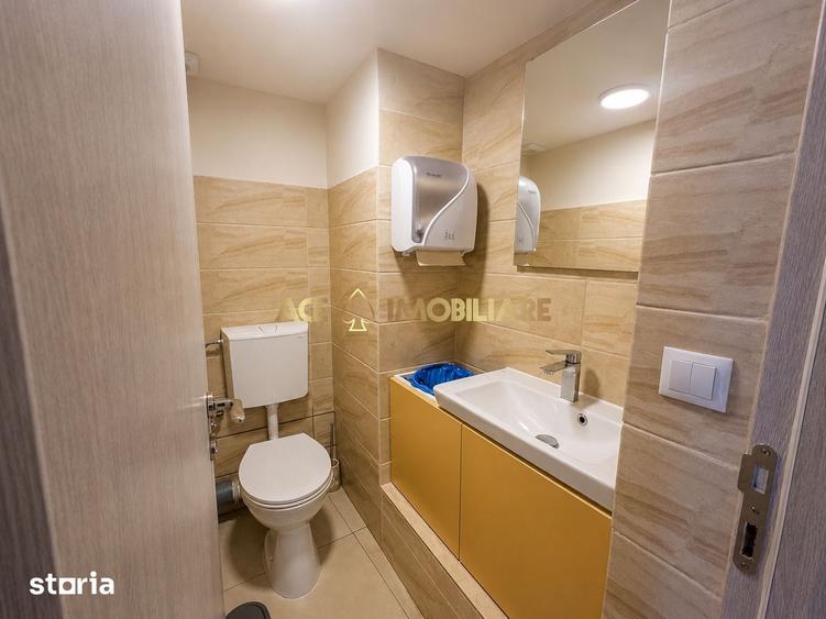 Spațiu comercial, de 25 mp, în Romană