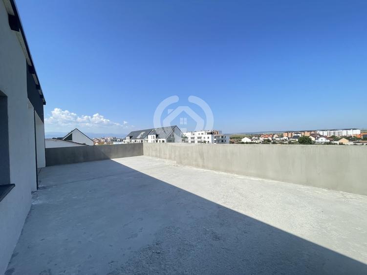 Apartament cu 3 camere decomandat în Țiglari