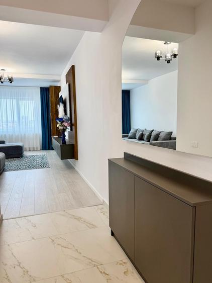 Apartament cu 3 camere semidecomandat, mobilat în Brâncoveanu