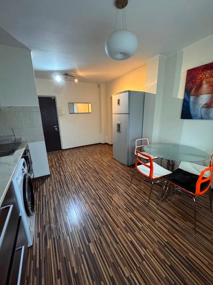 Apartament cu 2 camere decomandat în Timpuri Noi