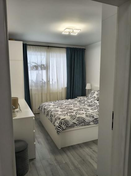 Apartament cu 2 camere decomandat, mobilat în Nord-Vest — fotografia 3