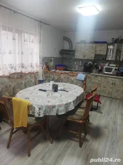 Casă în Central