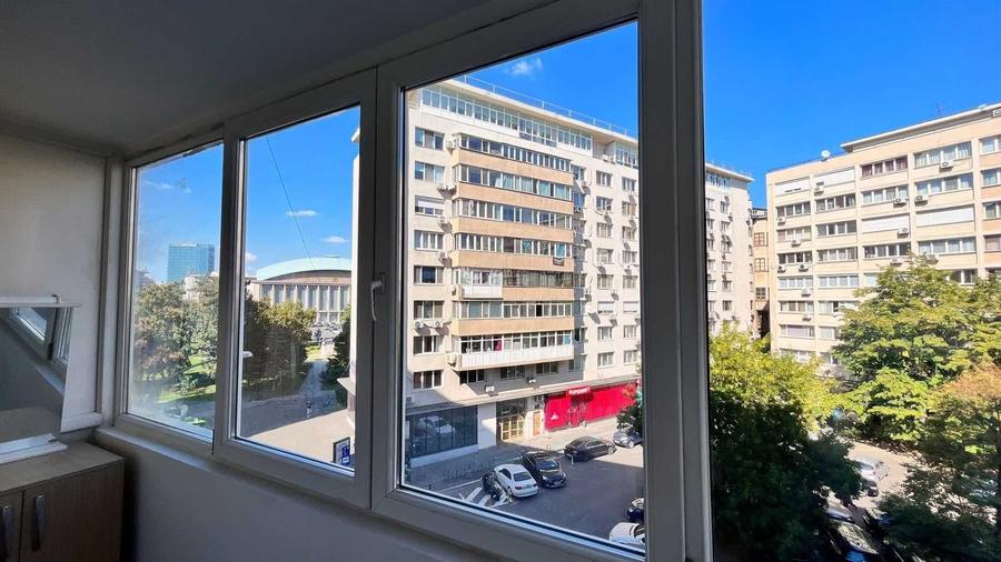 Apartament cu 2 camere semidecomandat în Sala Palatului