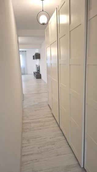 Apartament cu 3 camere decomandat în Ștefănești
