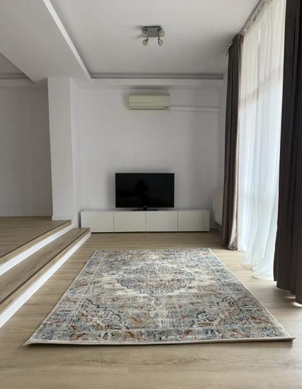 Casă cu 5 camere cu Canalizare în Pajura