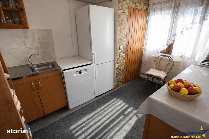 Casă cu 4 camere cu Teren 357 Mp în Criș