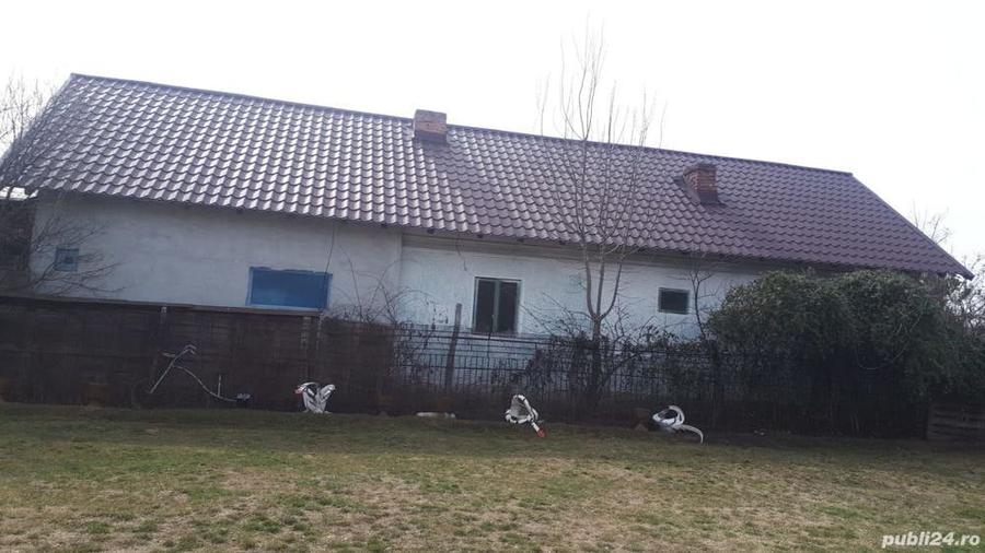 Casă cu 3 camere în Corbu