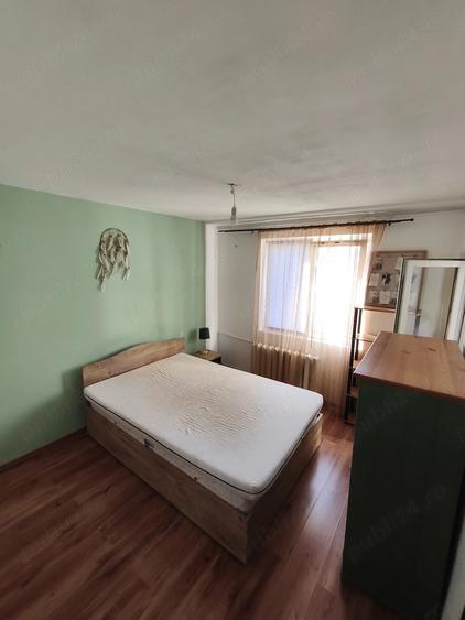 Apartament cu 2 camere decomandat în Titan