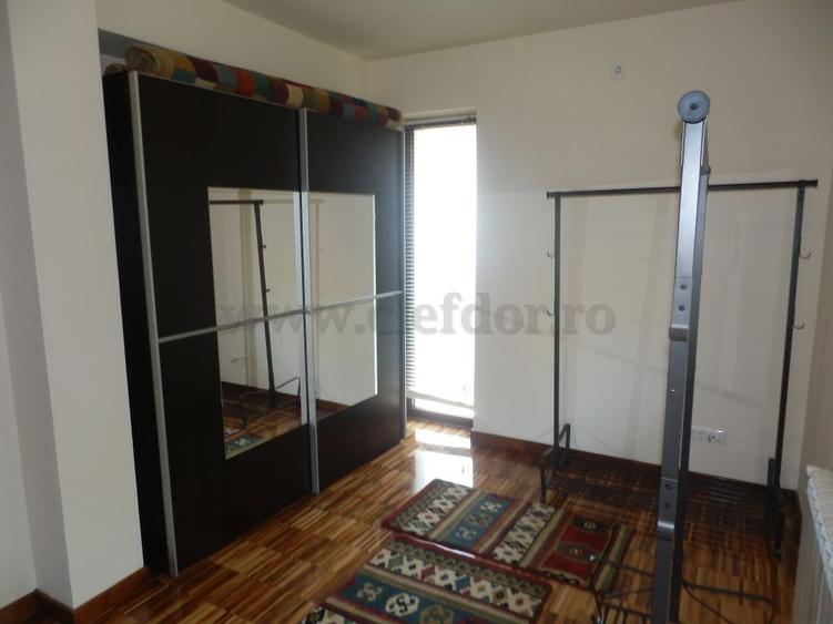 Vilă cu 6 camere in zona Iancu Nicolae - 8