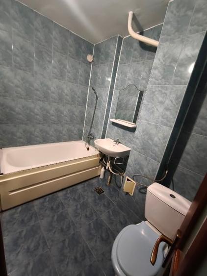 Apartament cu 3 camere decomandat, mobilat în Frumoasa