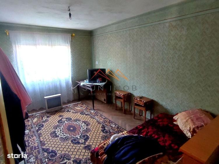 Casă cu 4 camere în Schela