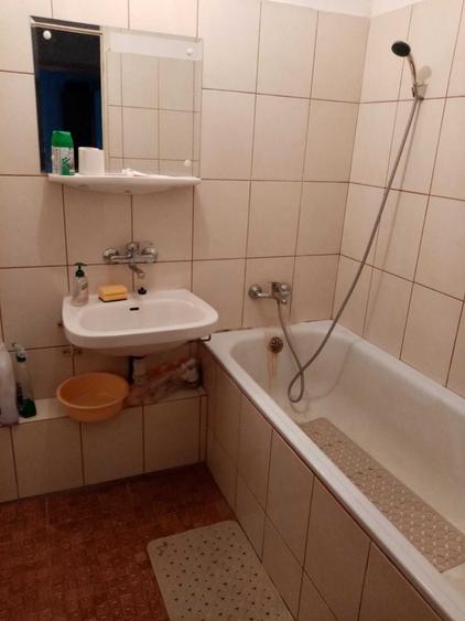 Garsonieră decomandată în Vitan