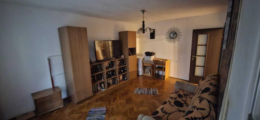Apartament cu 3 camere decomandat în Gării