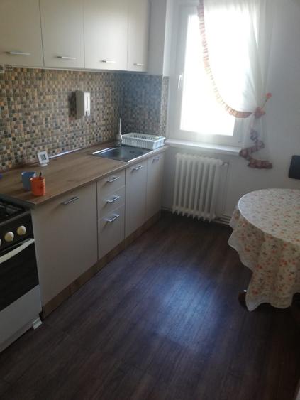 Apartament cu 2 camere semidecomandat în Astra