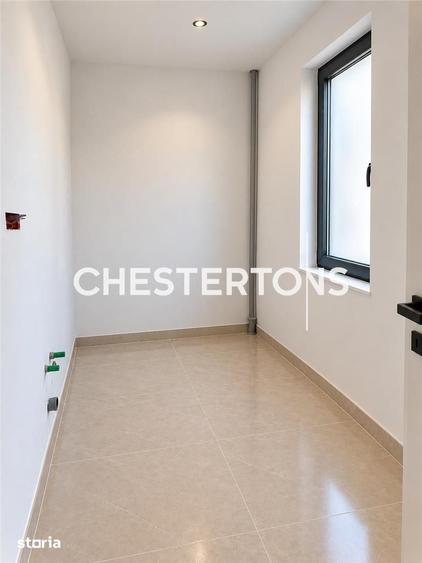 Casă cu 4 camere cu Teren 280 Mp în Crevedia