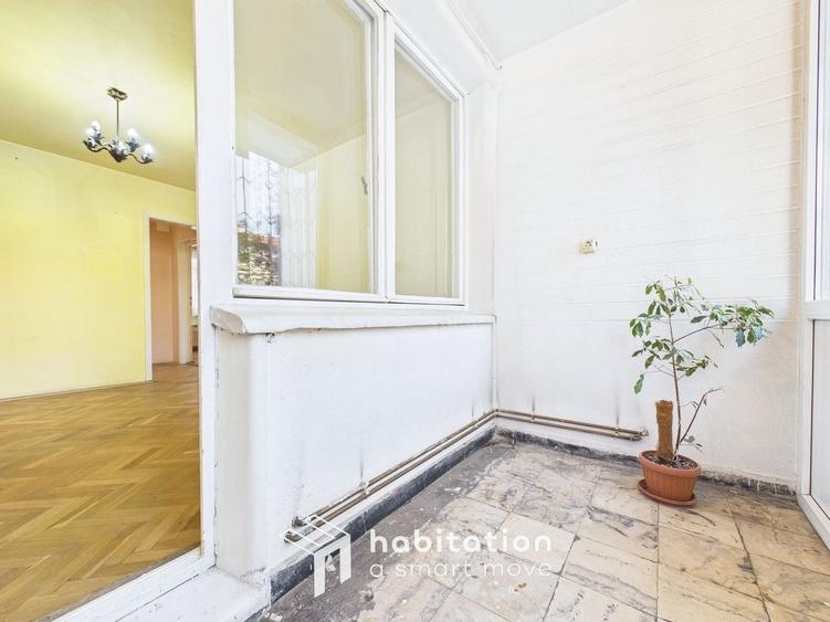 Apartament cu 4 camere semidecomandat în Central