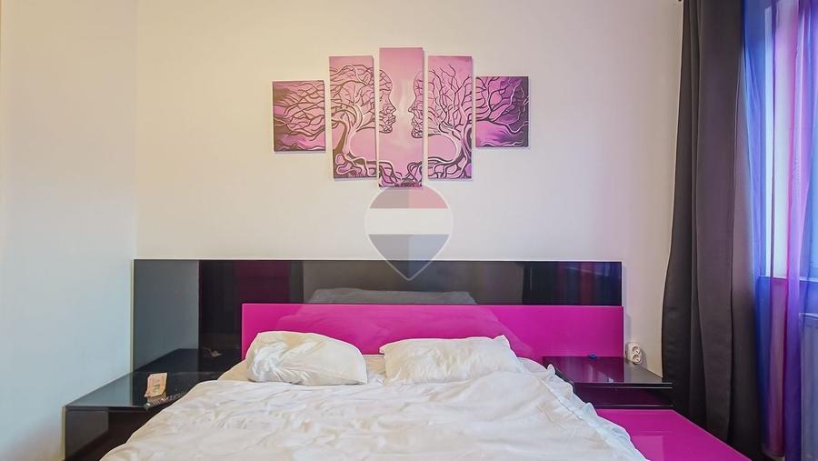 Apartament cu 3 camere decomandat, mobilat în Tractorul