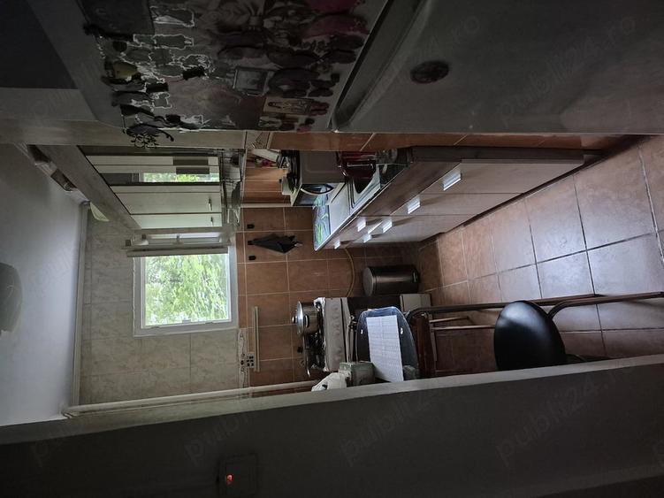 Apartament cu 2 camere semidecomandat în Berceni