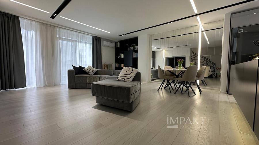 Penthouse cu 4 camere semidecomandat, mobilat în Gheorgheni