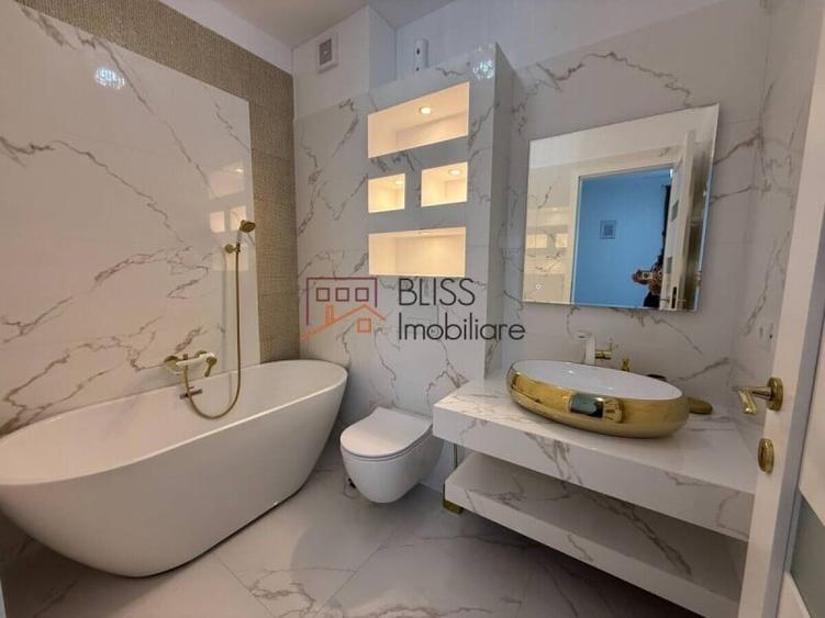 Apartament cu 3 camere semidecomandat în Iancu Nicolae