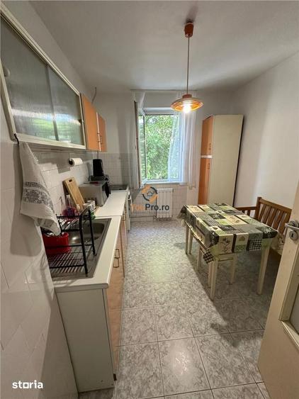 Apartament cu 2 camere decomandat în Complex Studențesc